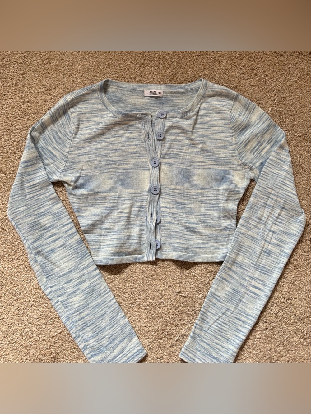 Cropped Button-Up Cardigan in Light Blue Heather